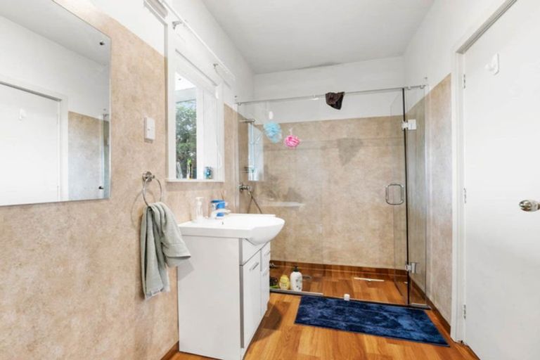 Photo of property in 49 Lonely Track Road, Fairview Heights, Auckland, 0632