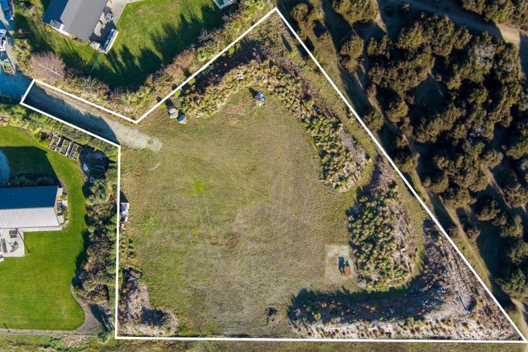 Photo of property in 19 Hikuwai Drive, Albert Town, Wanaka, 9305