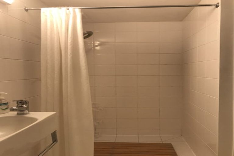 Photo of property in Hopper Street Apartments, 5/20 Hopper Street, Mount Cook, Wellington, 6011