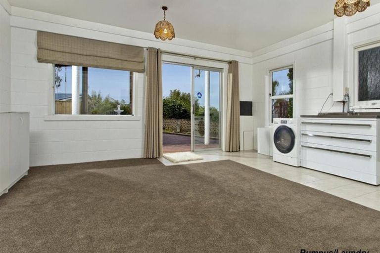 Photo of property in 5 Colin Wild Place, Glenfield, Auckland, 0629