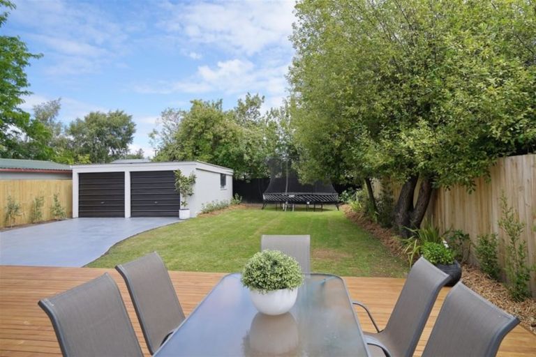 Photo of property in 25 Kensington Avenue, Mairehau, Christchurch, 8013