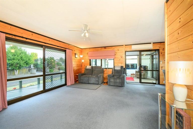 Photo of property in 1 Oldfield Place, Bulls, 4818