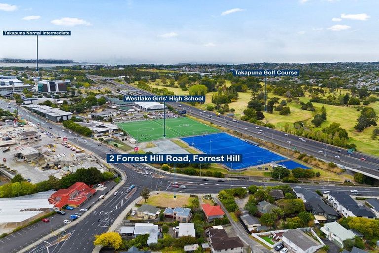 Photo of property in 2 Forrest Hill Road, Forrest Hill, Auckland, 0620