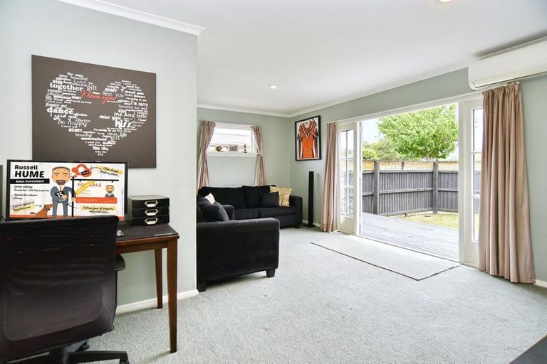 Photo of property in 242 Mairehau Road, Burwood, Christchurch, 8083