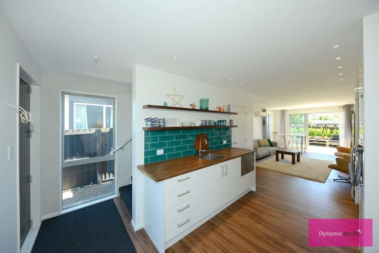 Photo of property in 67 Essex Street, Phillipstown, Christchurch, 8011