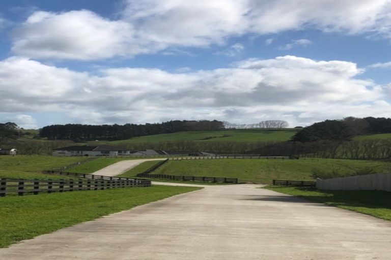 Photo of property in 24 Bordeaux Place, Te Kauwhata, 3782