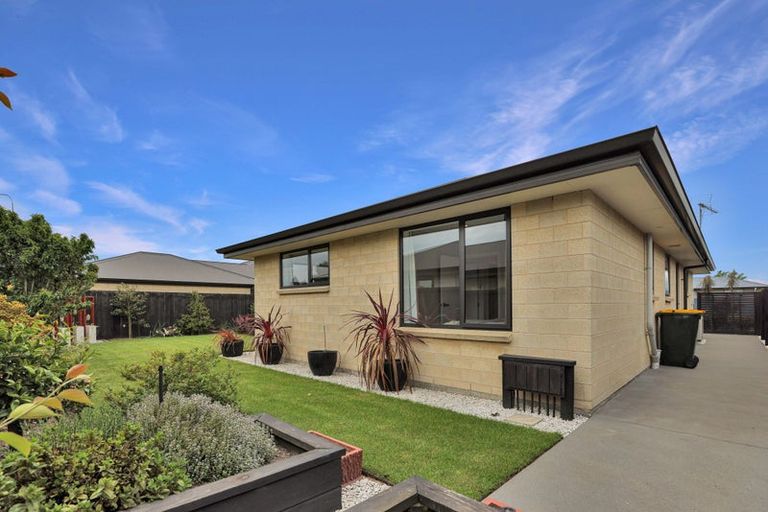 Photo of property in 11 Shearer Street, Tinwald, Ashburton, 7700