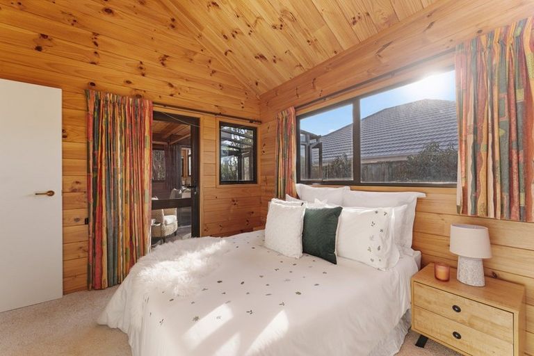 Photo of property in 23 Barrett Drive, Waikanae Beach, Waikanae, 5036