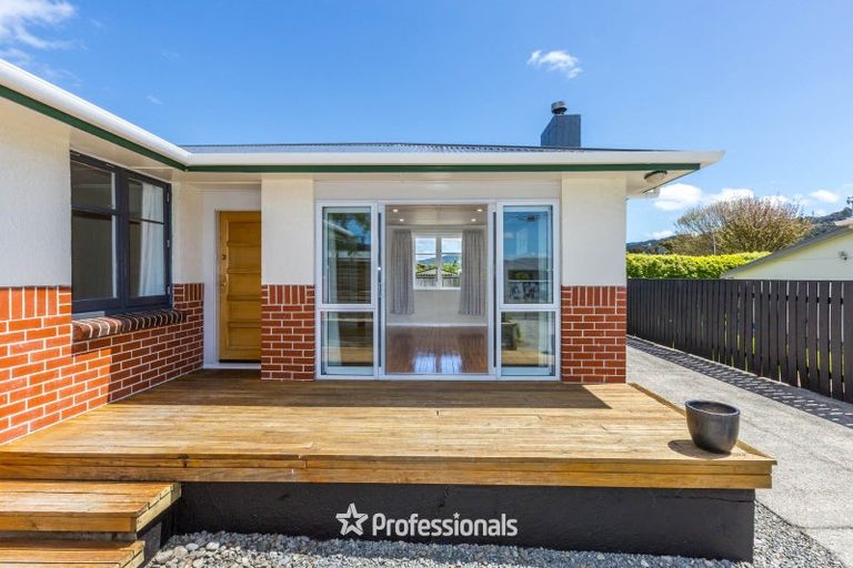 Photo of property in 23 Charles Street, Clouston Park, Upper Hutt, 5018