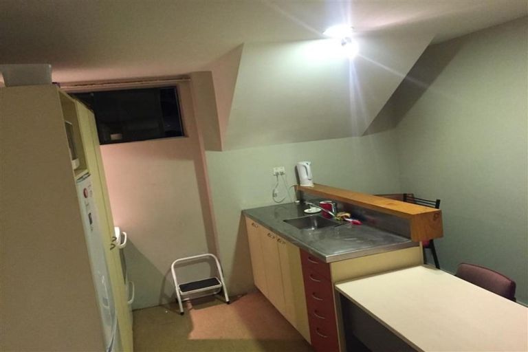 Photo of property in 10/5 Hopper Street, Mount Cook, Wellington, 6011