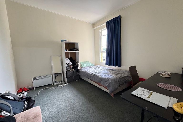 Photo of property in 4 Levy Street, Mount Victoria, Wellington, 6011