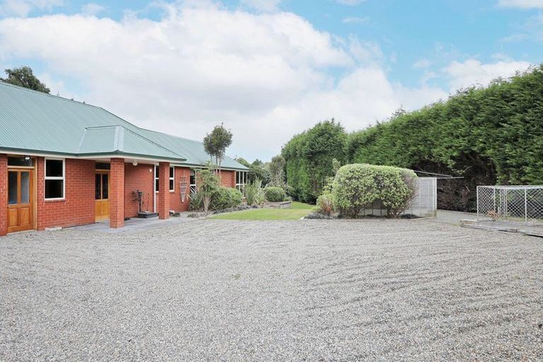 Photo of property in 142 Taiepa Road, Otatara, Invercargill, 9879