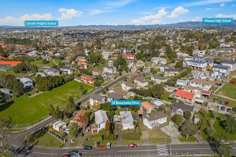 Photo of property in 26 Beauchamp Drive, Massey, Auckland, 0614