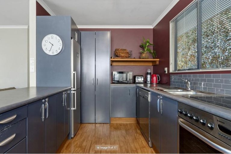 Photo of property in 4 Holden Avenue, Forest Lake, Hamilton, 3200