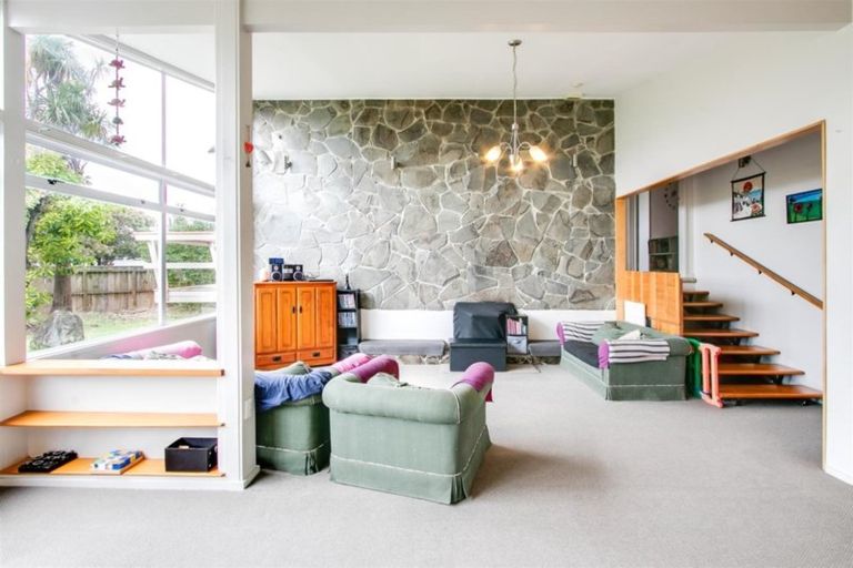 Photo of property in 65 Oldham Avenue, Onekawa, Napier, 4110