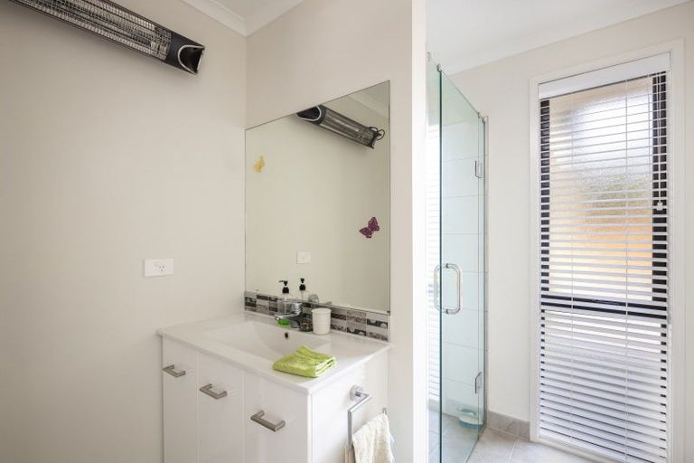 Photo of property in 5 Mahuru Lane, Okato, 4335