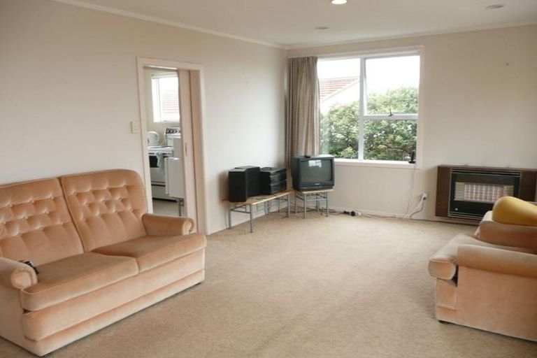 Photo of property in 5a Reese Jones Grove, Maungaraki, Lower Hutt, 5010