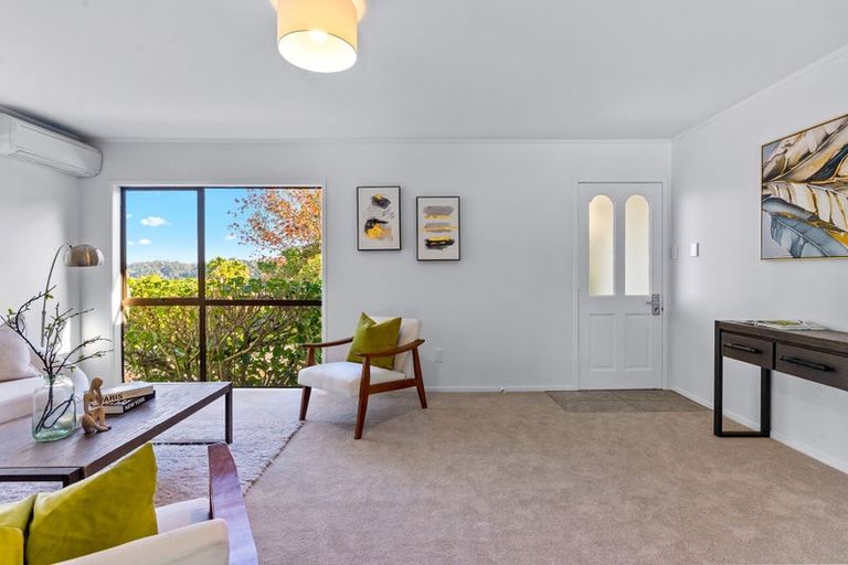 Photo of property in 56 Pemberton Avenue, Bayview, Auckland, 0629