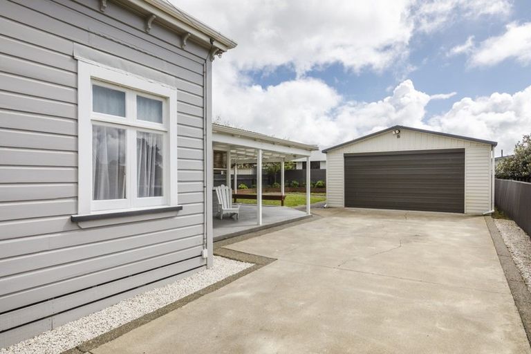 Photo of property in 19 Giesen Road, Feilding, 4702