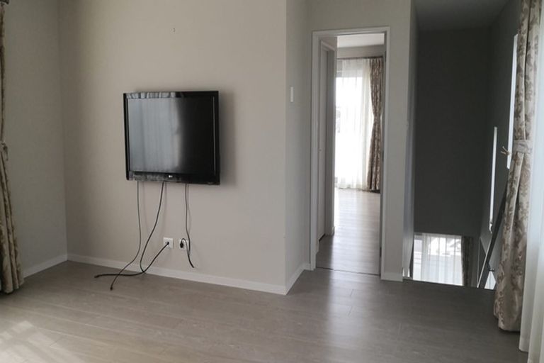 Photo of property in 17a Richard Avenue, Bucklands Beach, Auckland, 2014