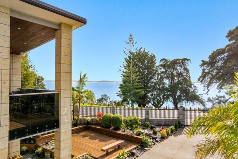 Photo of property in 66a Marine Parade, Mellons Bay, Auckland, 2014