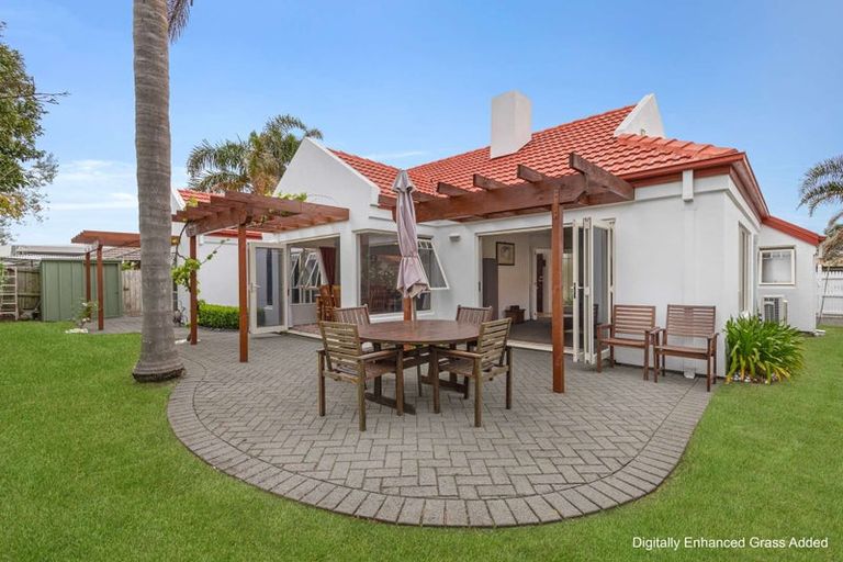 Photo of property in 5 Nautilus Drive, Papamoa Beach, Papamoa, 3118