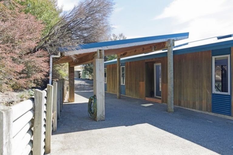 Photo of property in 98 Totara View Road, Wakefield, 7095