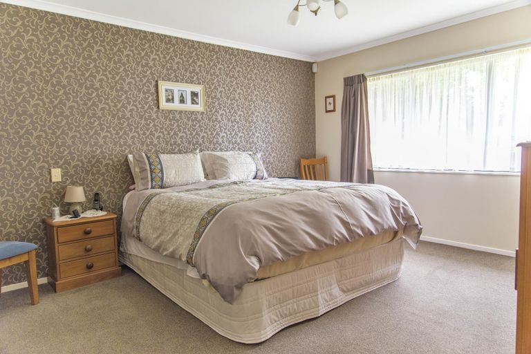 Photo of property in 39 Tington Avenue, Wattle Downs, Auckland, 2103