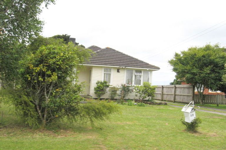 Photo of property in 37 Rosehill Drive, Rosehill, Papakura, 2113