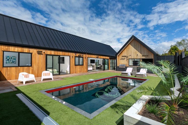 Photo of property in 31 James Paige Lane, Riverhead, 0793