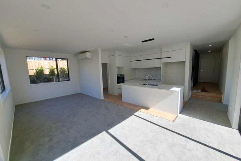 Photo of property in 18c Spinella Drive, Bayview, Auckland, 0629