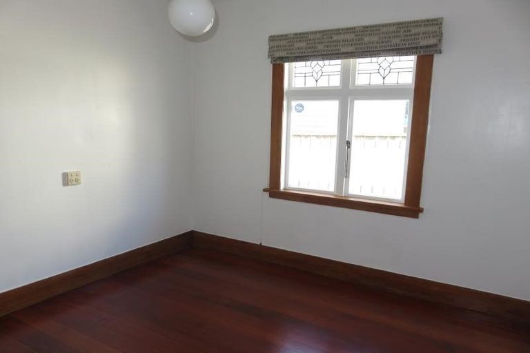 Photo of property in 9 Trafalgar Street, Johnsonville, Wellington, 6037