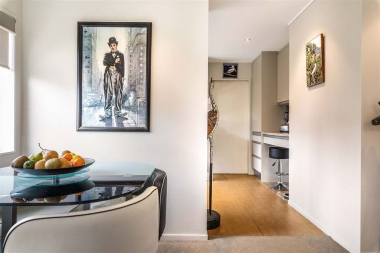 Photo of property in 1/41a Titirangi Road, New Lynn, Auckland, 0600