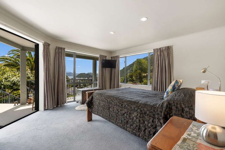 Photo of property in 85 Kent Street, Picton, 7220