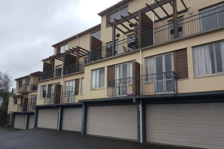 Photo of property in 12/45 Byron Avenue, Takapuna, Auckland, 0622