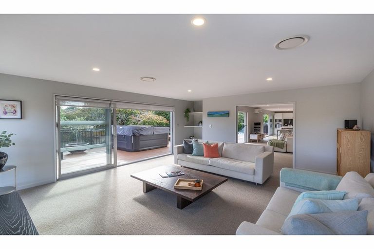 Photo of property in 1 Paikea Place, Somerfield, Christchurch, 8024