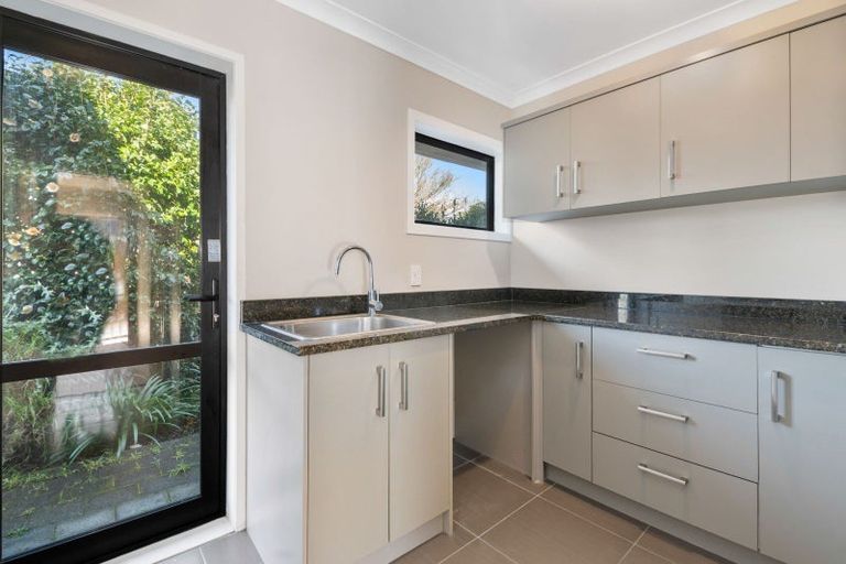 Photo of property in 87 Grand Vue Road, Kawaha Point, Rotorua, 3010