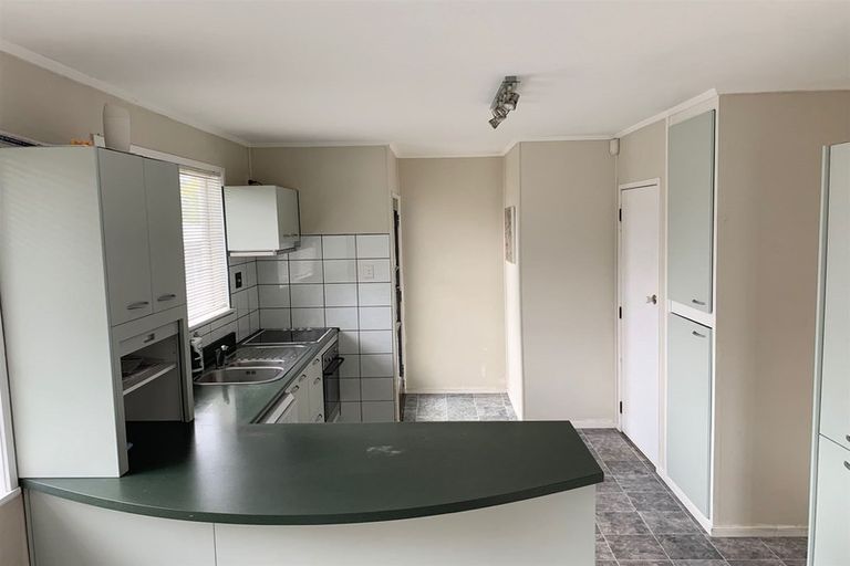 Photo of property in 305 Beach Haven Road, Birkdale, Auckland, 0626