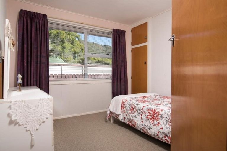 Photo of property in 18b Nelson Square, Picton, 7220