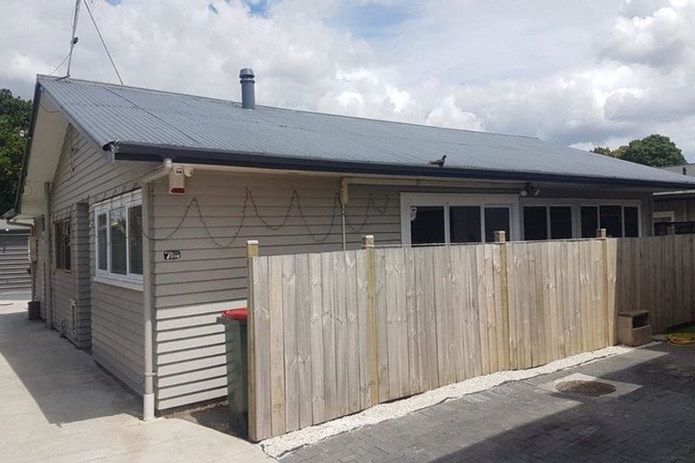 Photo of property in 33a Hamilton Road, Papatoetoe, Auckland, 2025