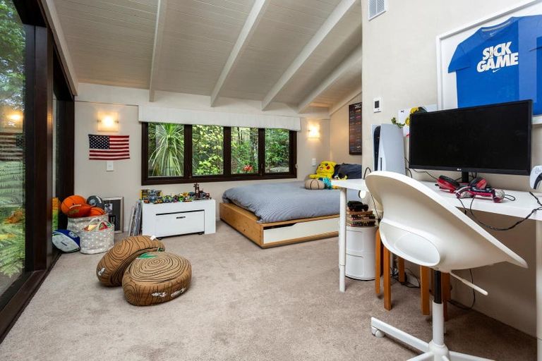 Photo of property in 24 Channel View Road, Campbells Bay, Auckland, 0630