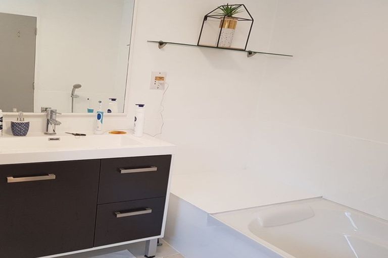 Photo of property in 86a Woodland Road, Johnsonville, Wellington, 6037