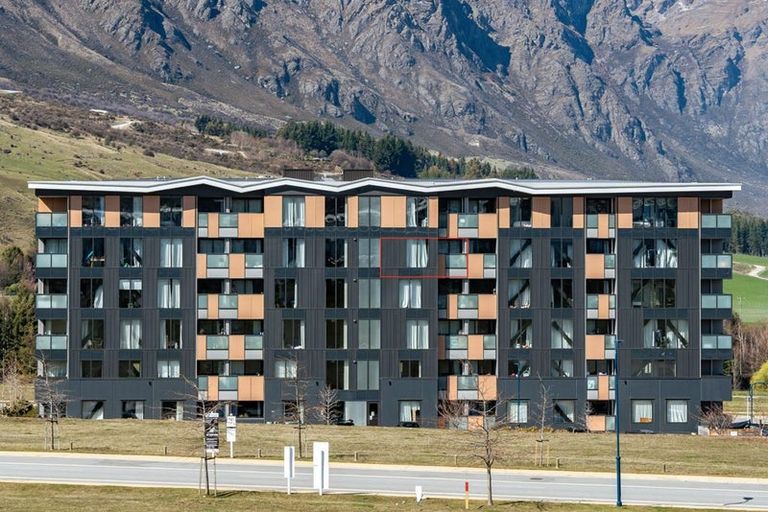 Photo of property in Kawarau Residences, 404/16 Mountain Ash Drive, Frankton, Queenstown, 9300