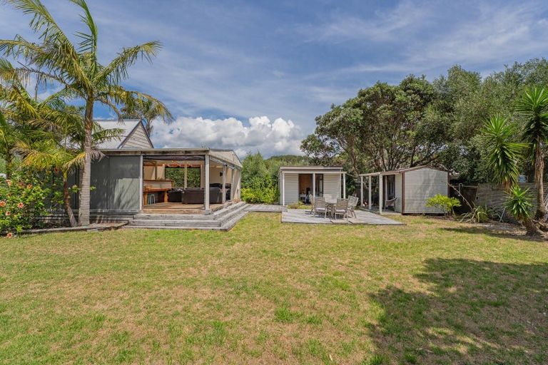 Photo of property in 662 Matarangi Drive, Matarangi, Whitianga, 3592
