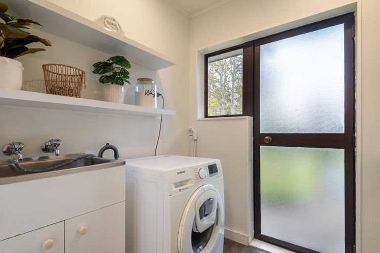 Photo of property in 2 Moses Road, Kaukapakapa, 0873