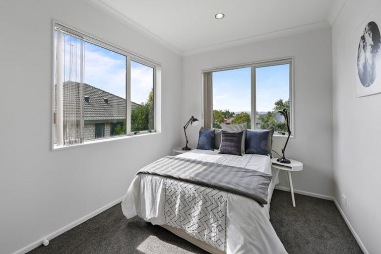 Photo of property in 58 Blanes Road, Weymouth, Auckland, 2103