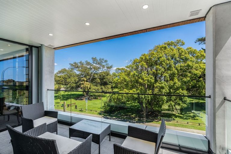 Photo of property in 208/28 Killarney Street, Takapuna, Auckland, 0622