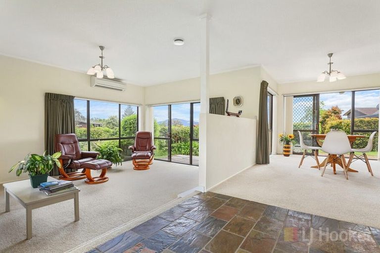 Photo of property in 2 Brundon Place, Lynmore, Rotorua, 3010