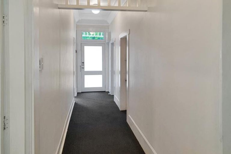 Photo of property in 7 Spencer Road, Hospital Hill, Napier, 4110