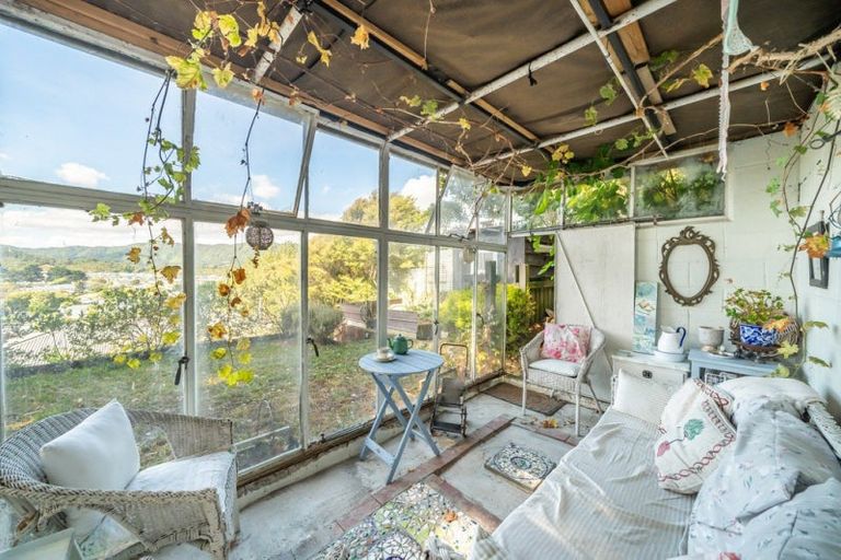 Photo of property in 121 Wainuiomata Road, Wainuiomata, Lower Hutt, 5014